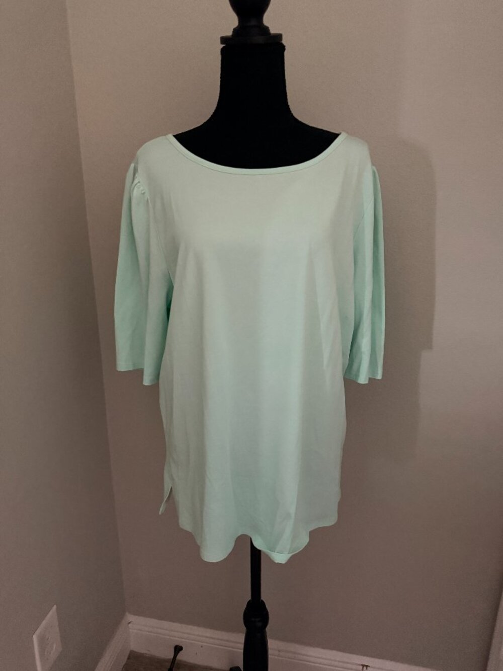 BELLE BY KIM GRAVEL- 3/4 puff sleeve top  XL